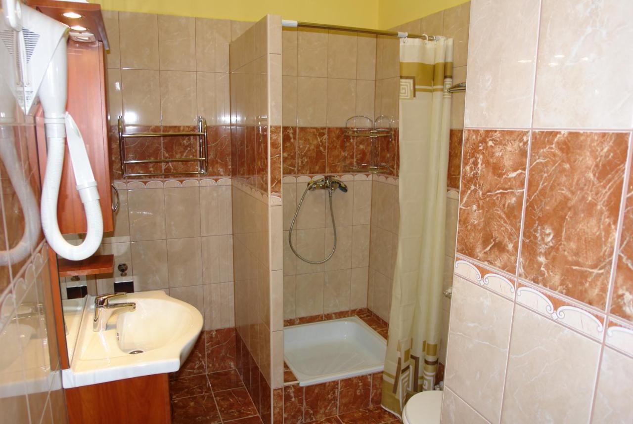 Holdlux Apartmanok Шарвар Екстер'єр фото