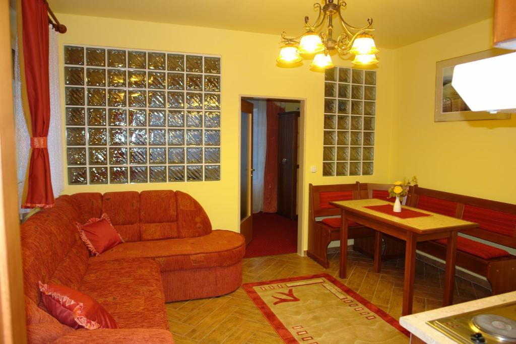 Holdlux Apartmanok Шарвар Екстер'єр фото