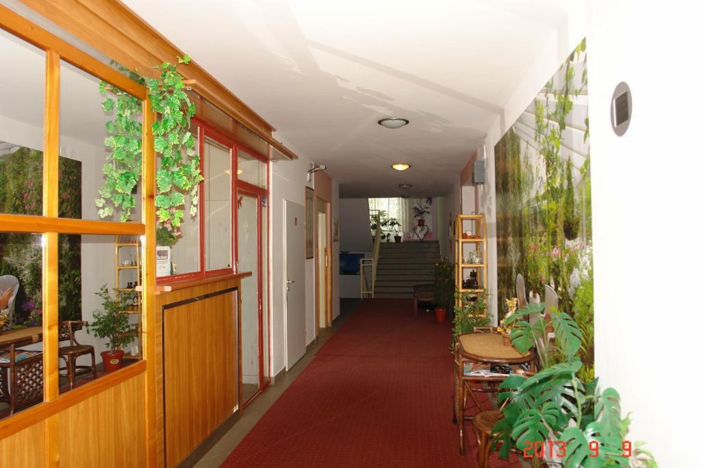 Holdlux Apartmanok Шарвар Екстер'єр фото